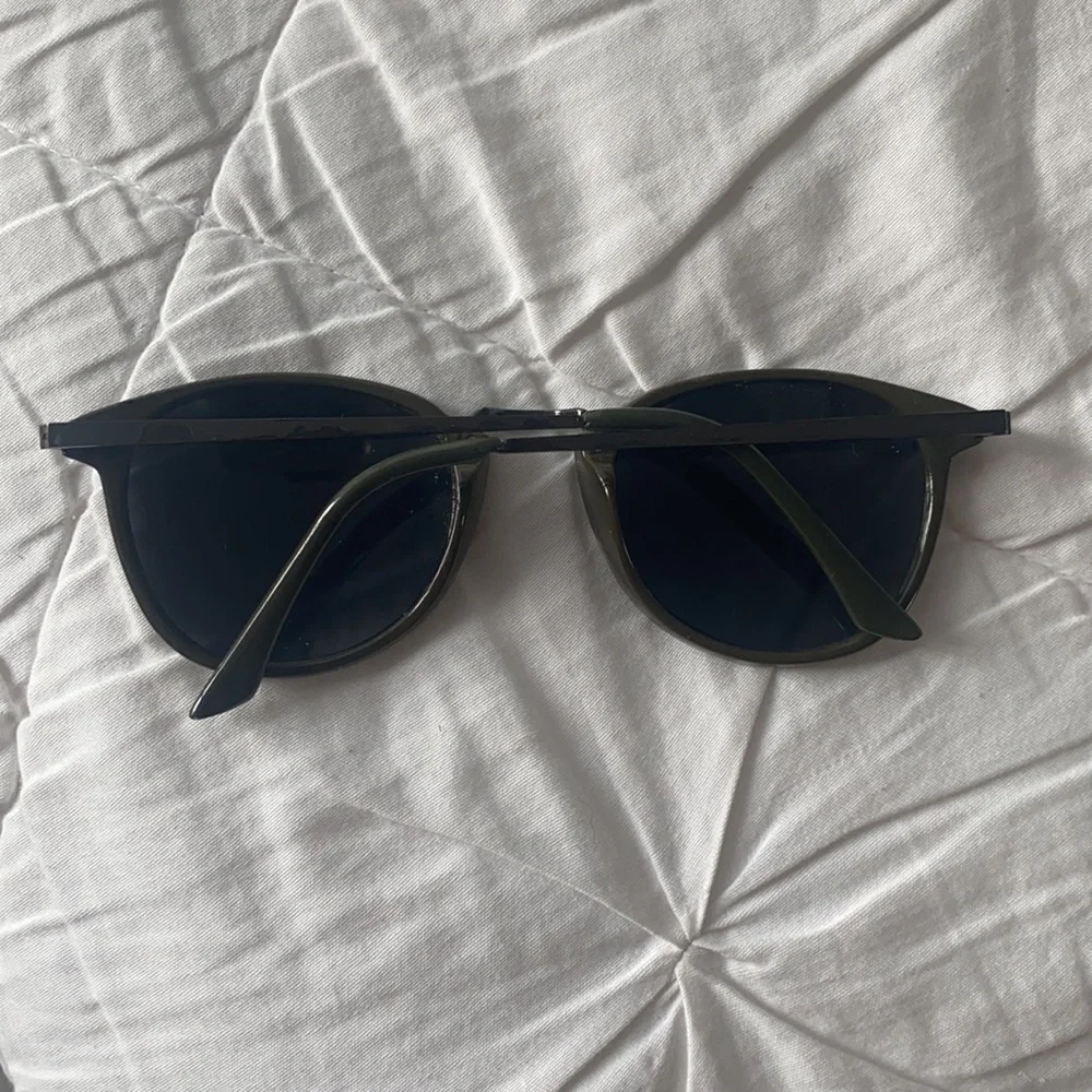 A.J. Morgan Sunglasses - Picture 3 of 9